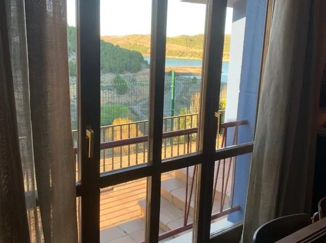 Mirador Del Rio Piedra Nuévalos